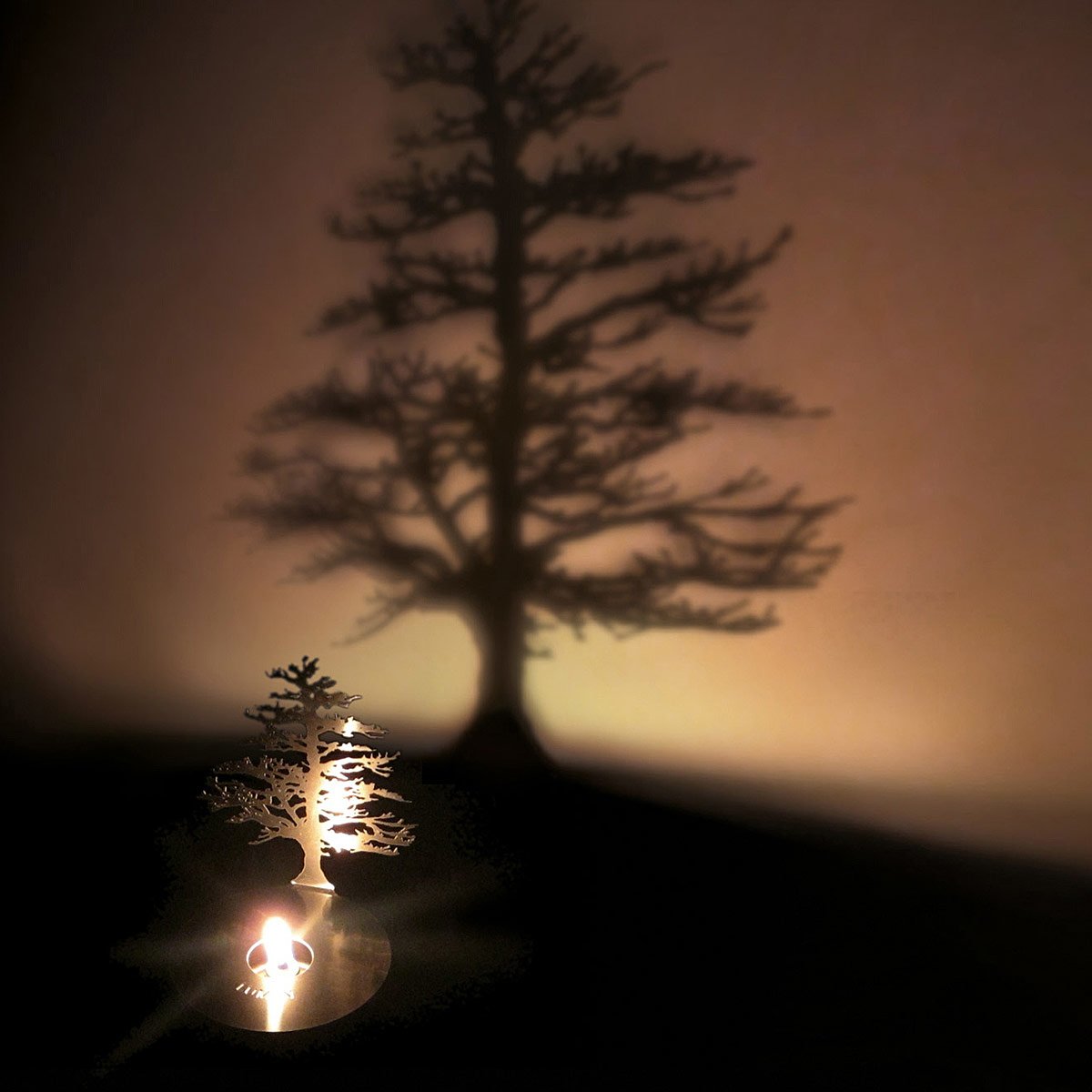 Lumen Oil Candle Shadow Projectors oil lamp, tree shadow
