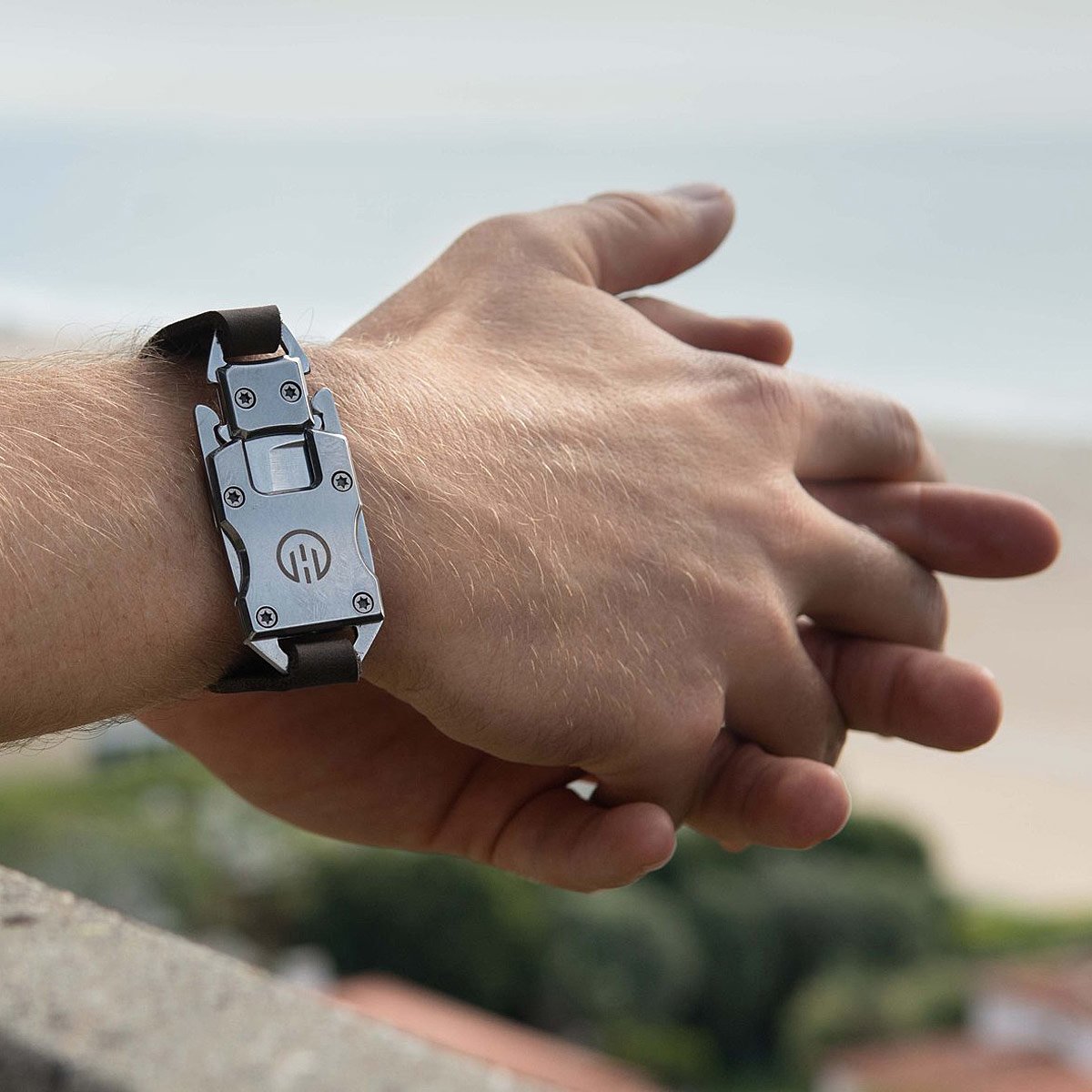 Men's Utility Bracelet Wearable MultiTool, MultiTool Bracelet