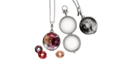 STERLING SILVER & GLASS LOCKET | Stylish, Modern Way to Keep Pictures Close to Your Heart