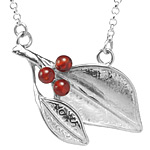 BERRY NECKLACE