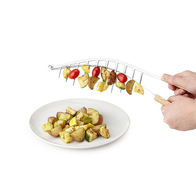 Easy Serve Skewer shish kabob, grilling tool