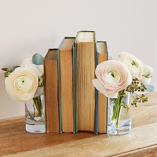 Vase Bookends