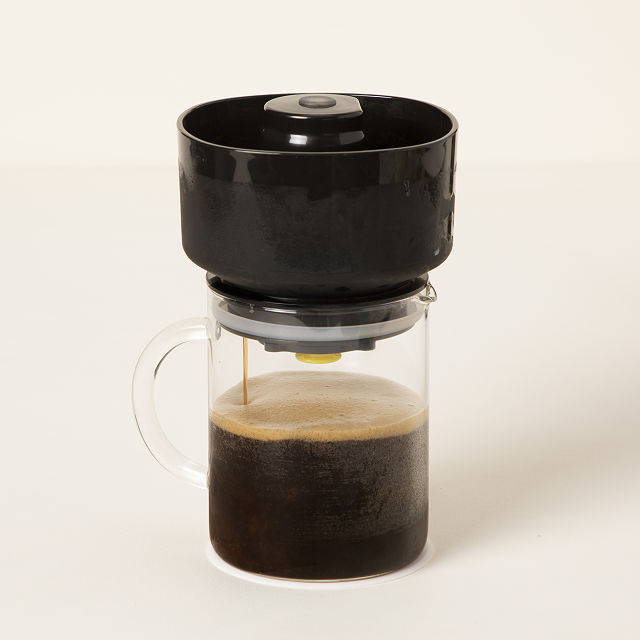 Hot or Cold Vacuum Brewed Coffee Maker