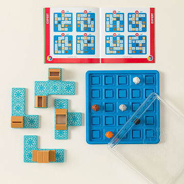 Uncommon Goods | 299 Cats & a Dog Puzzle | Family Games | 4.8-Star