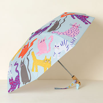 Uncommon Goods | Clip and Go Umbrella | clip handle umbrella